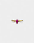 Yellow gold ring with vertical ruby and white diamonds