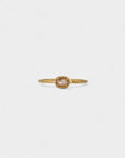 Yellow gold ring with champagne diamond and decorated bezel