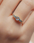 Yellow gold ring with five gradient stones - Aquamarine