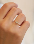 Yellow gold ring with ice diamond and white diamonds