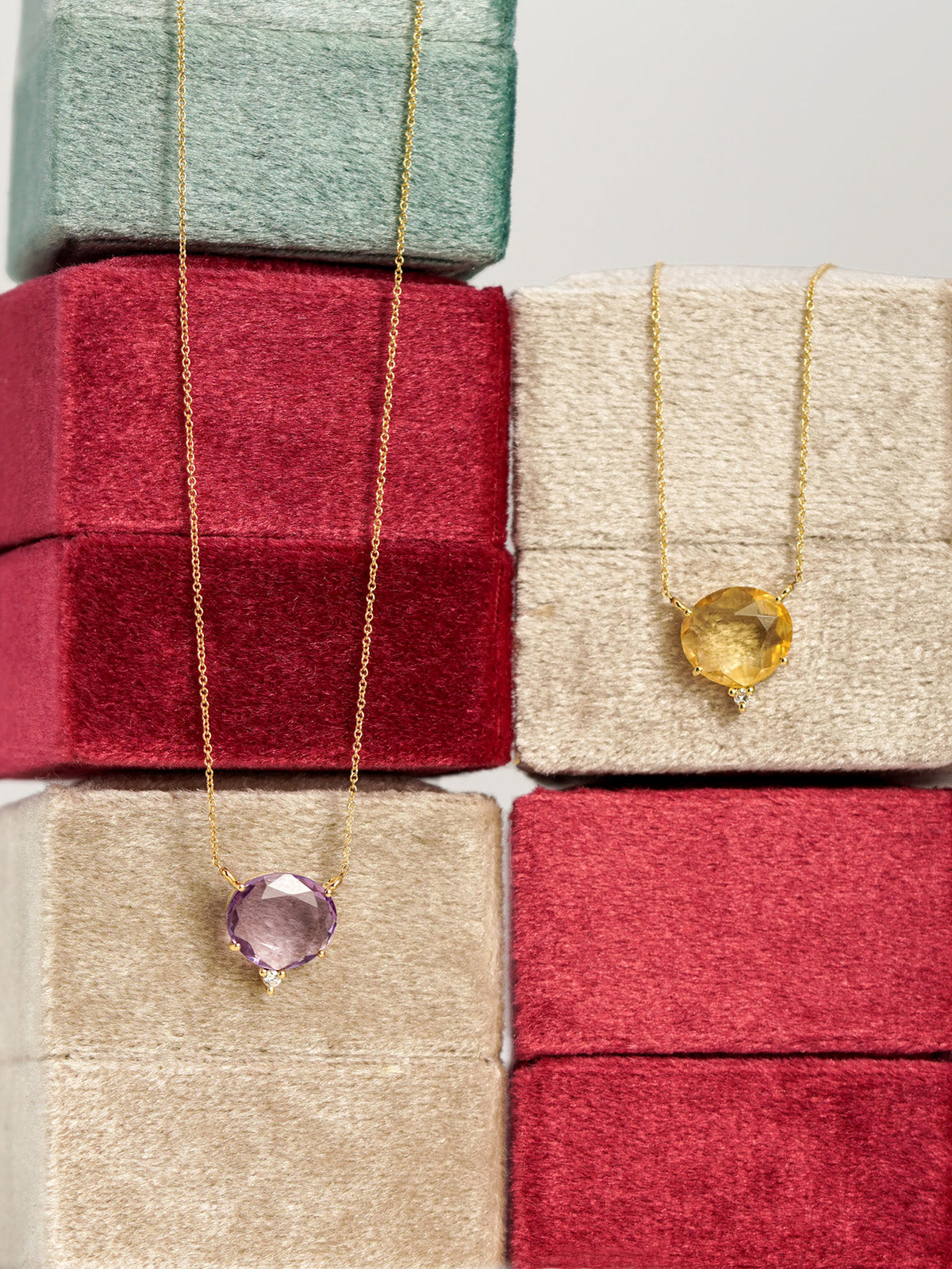 girocolli in oro giallo con peridoto e ametista LE MUSE Milano