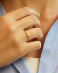 Yellow gold ring with trilogy of diamonds
