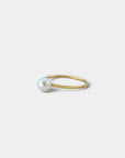 Anello in oro giallo con perla naturale