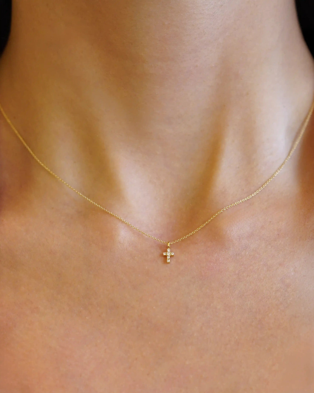 Yellow gold necklace with diamond cross