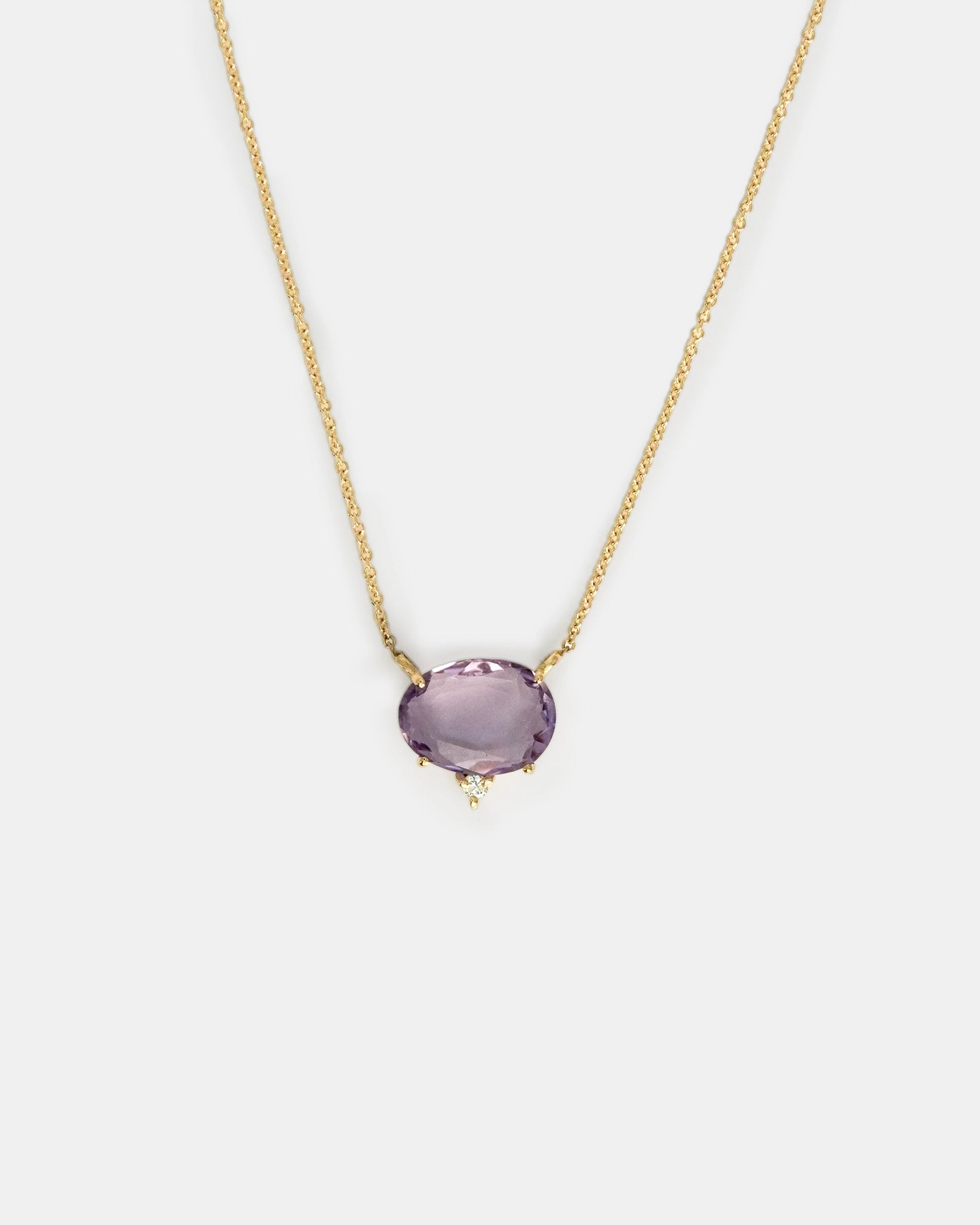 Collana in oro giallo con ametista e diamante bianco