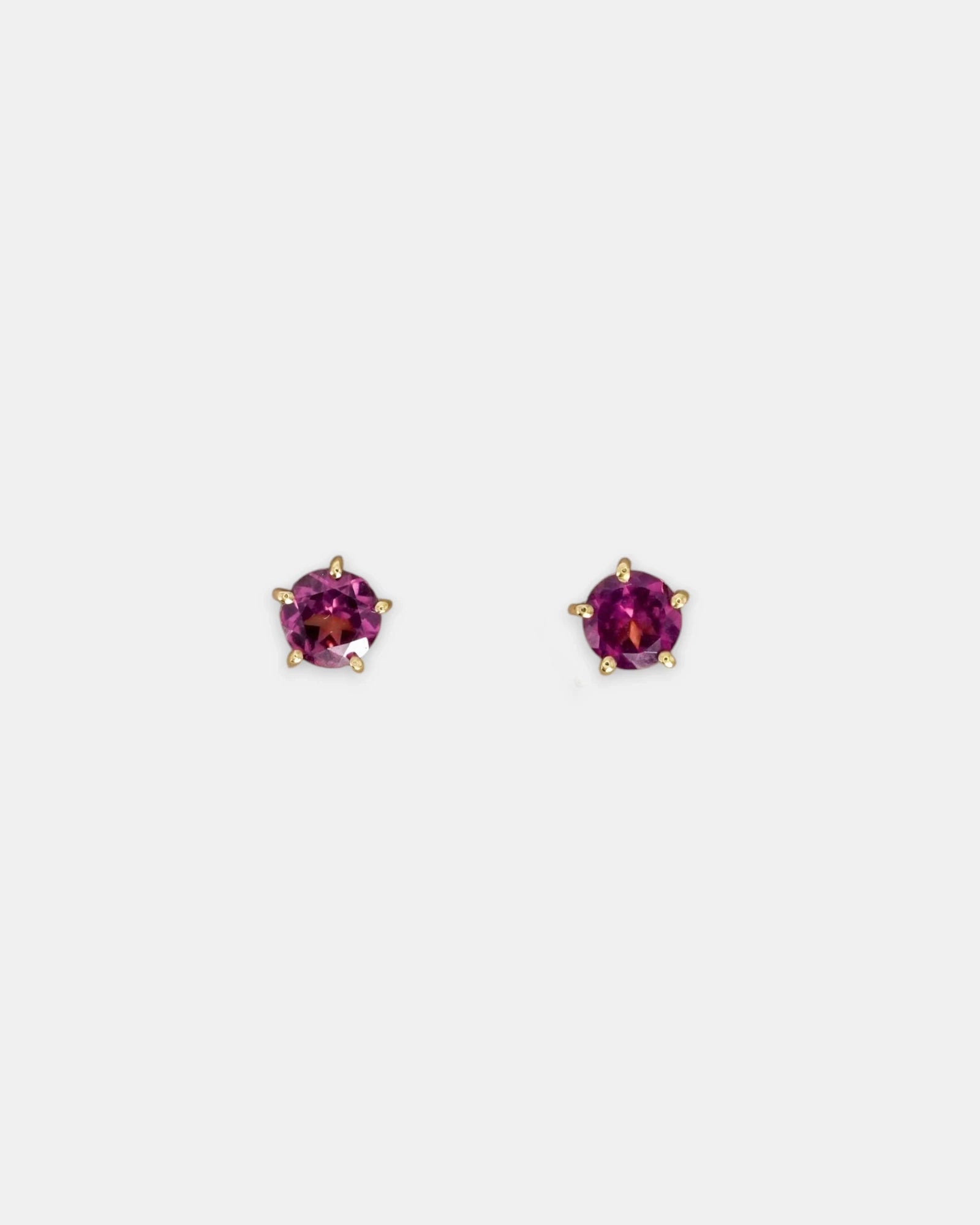 Orecchini punto luce colorati - Rodolite